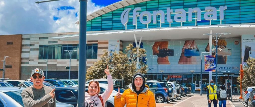 Con Un Nuevo Medio De Entretenimiento, El Centro Comercial Fontanar ...